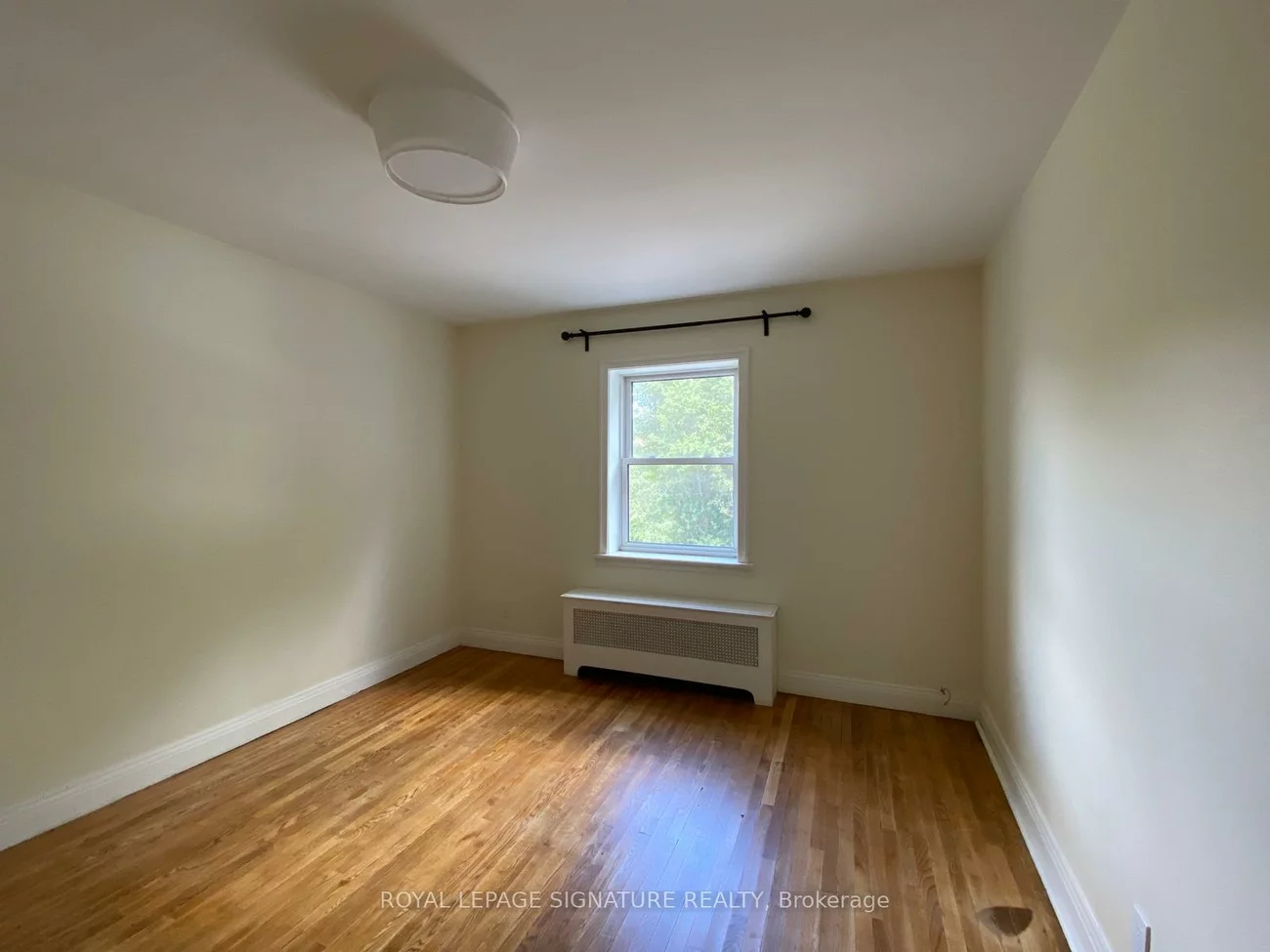 6, Markdale, Humewood-Cedarvale, Toronto