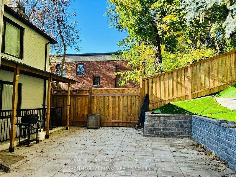 840, Davenport, Wychwood, Toronto