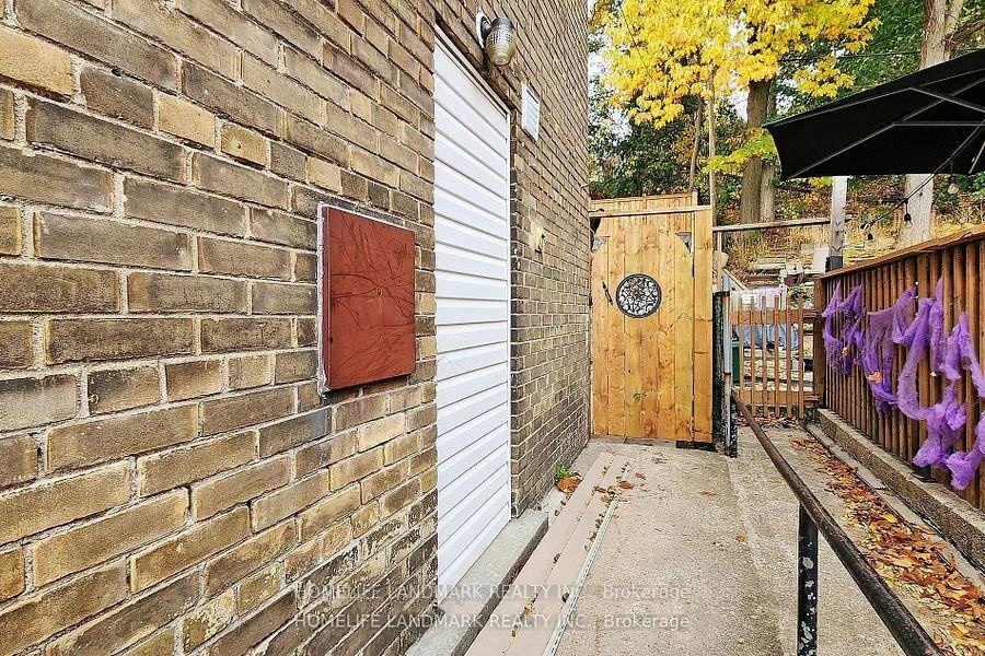 840, Davenport, Wychwood, Toronto