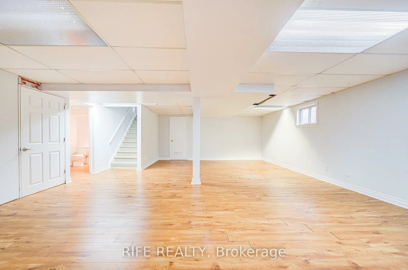 17, Bramble, Banbury-Don Mills, Toronto