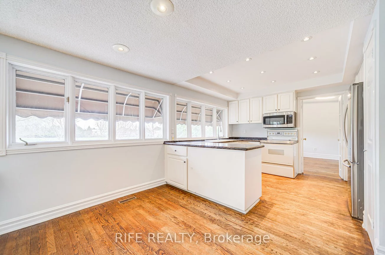 17, Bramble, Banbury-Don Mills, Toronto