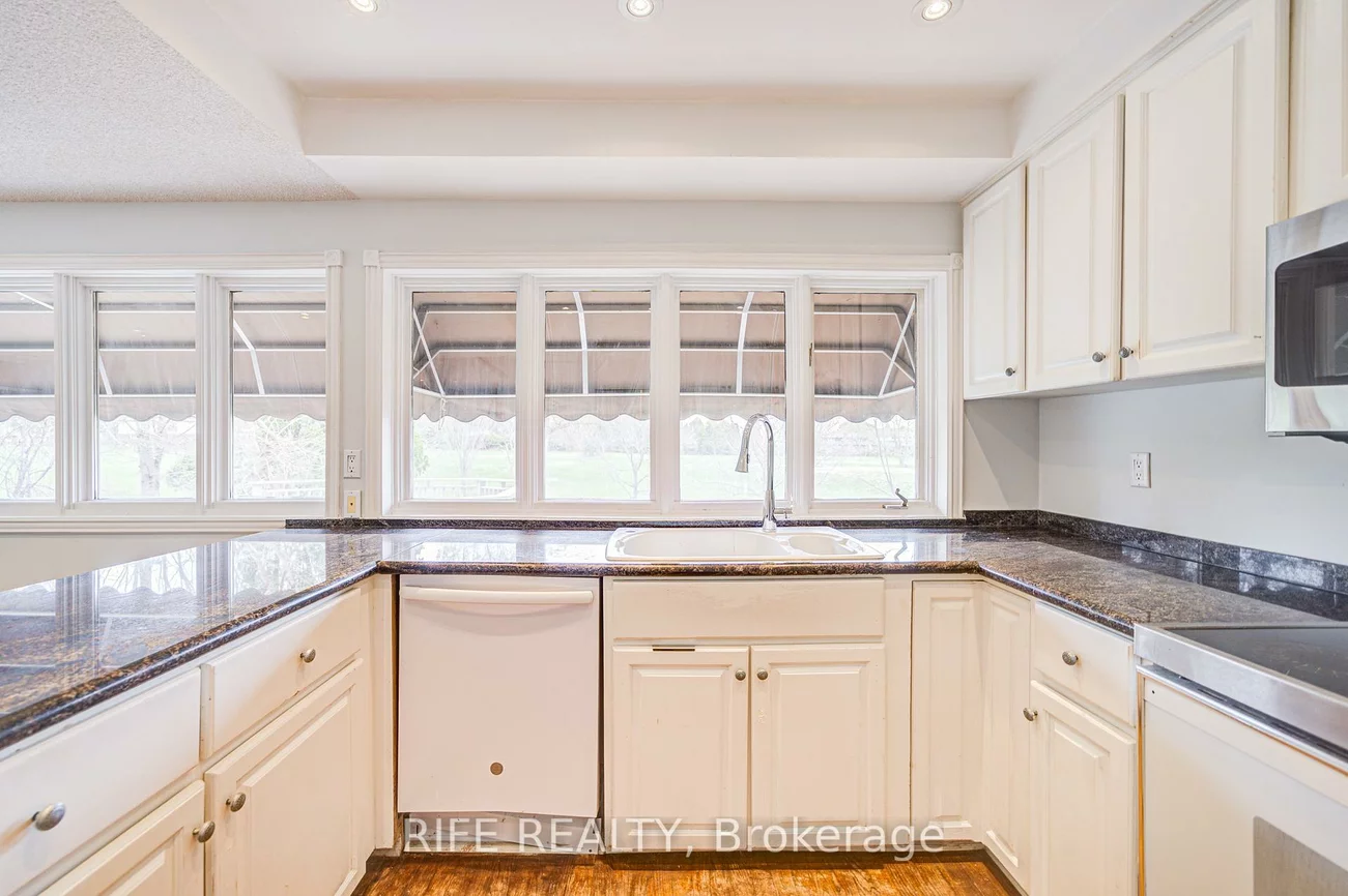 17, Bramble, Banbury-Don Mills, Toronto