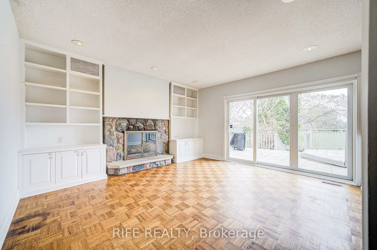 17, Bramble, Banbury-Don Mills, Toronto