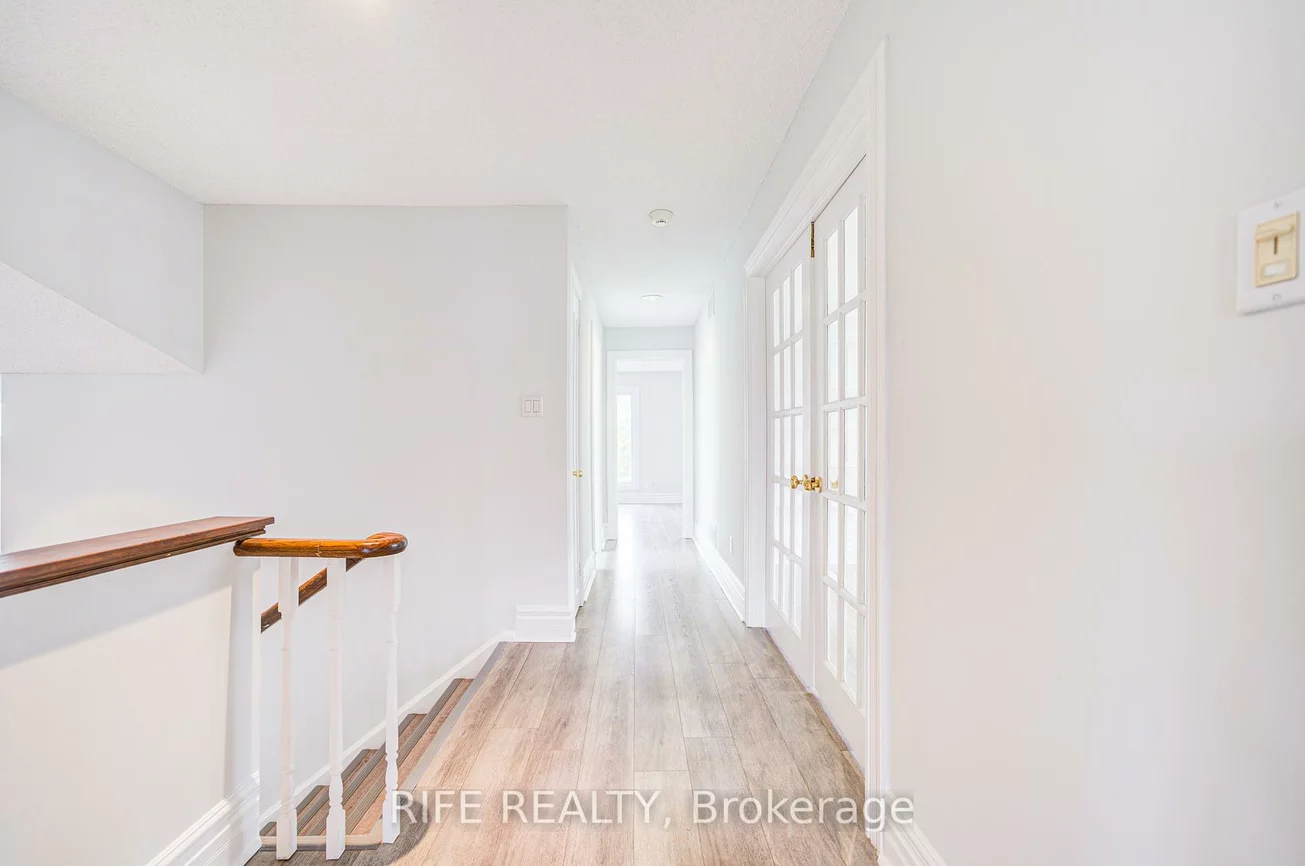17, Bramble, Banbury-Don Mills, Toronto
