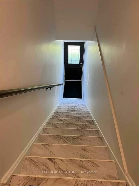 3901, Bathurst, Lansing-Westgate, Toronto
