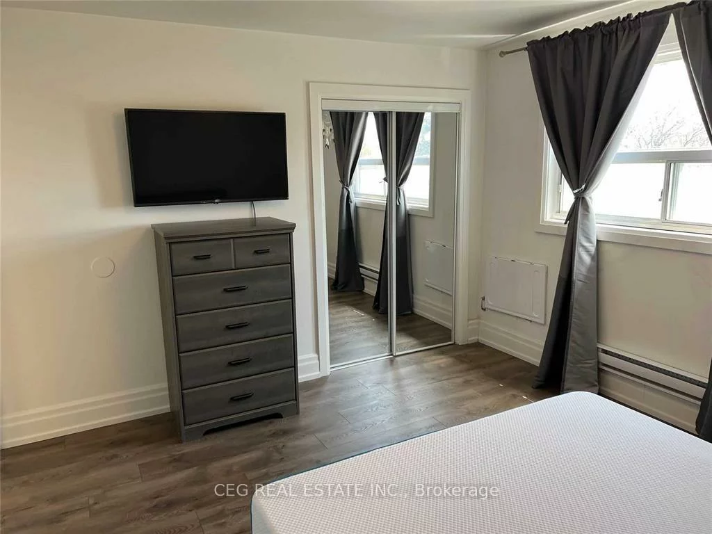 3901, Bathurst, Lansing-Westgate, Toronto