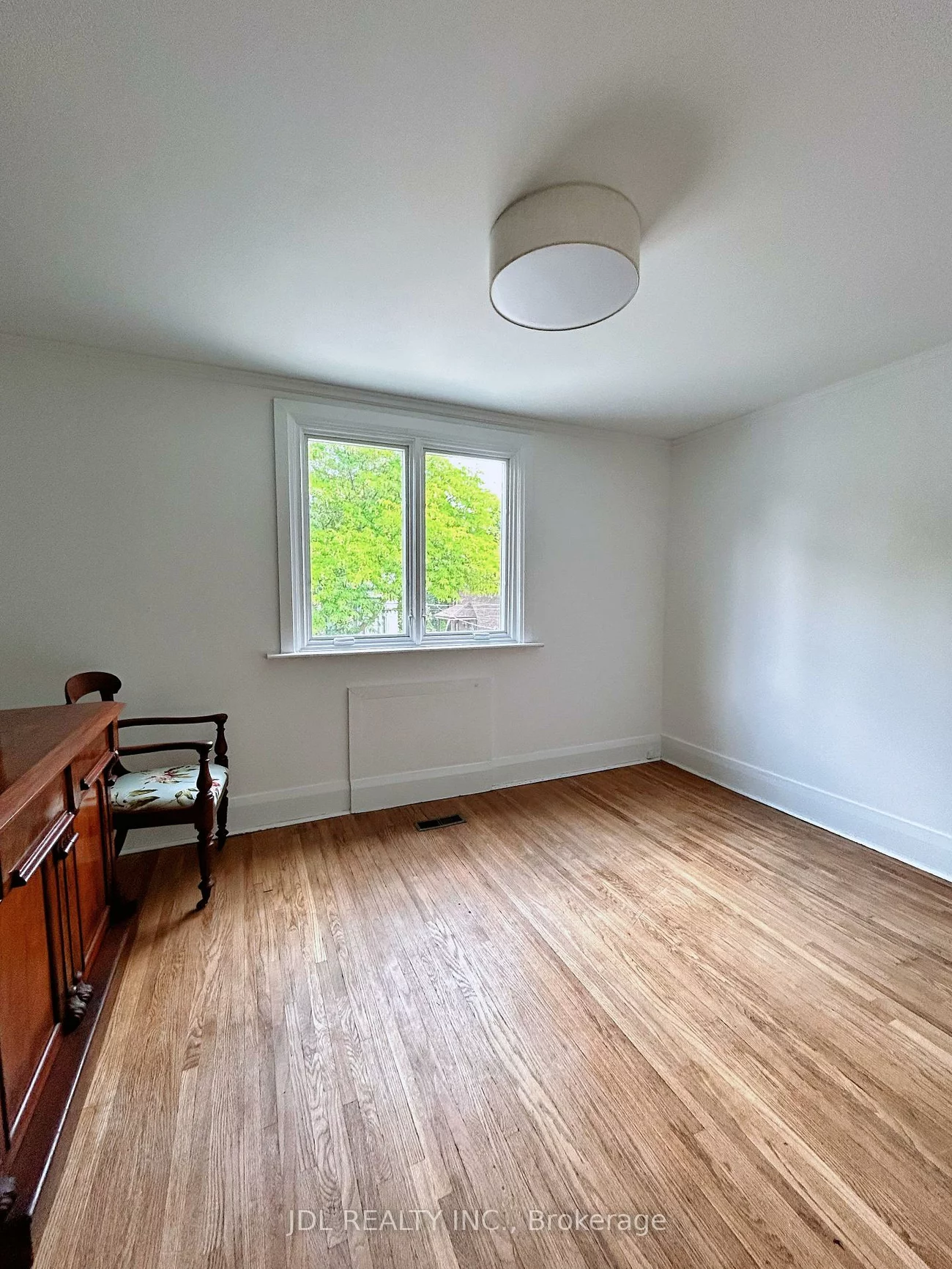 28, Cleveland, Mount Pleasant East, Toronto