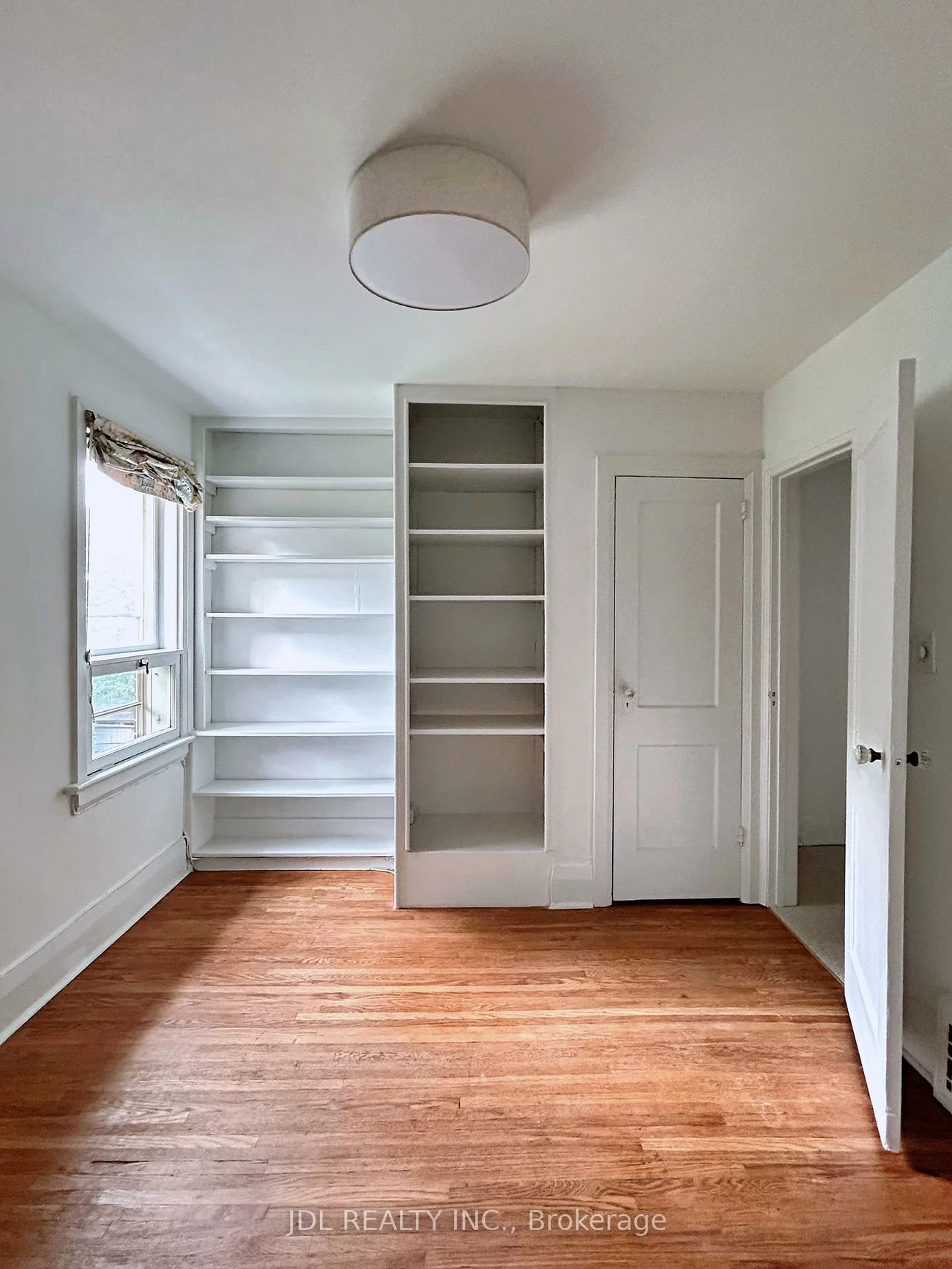 28, Cleveland, Mount Pleasant East, Toronto
