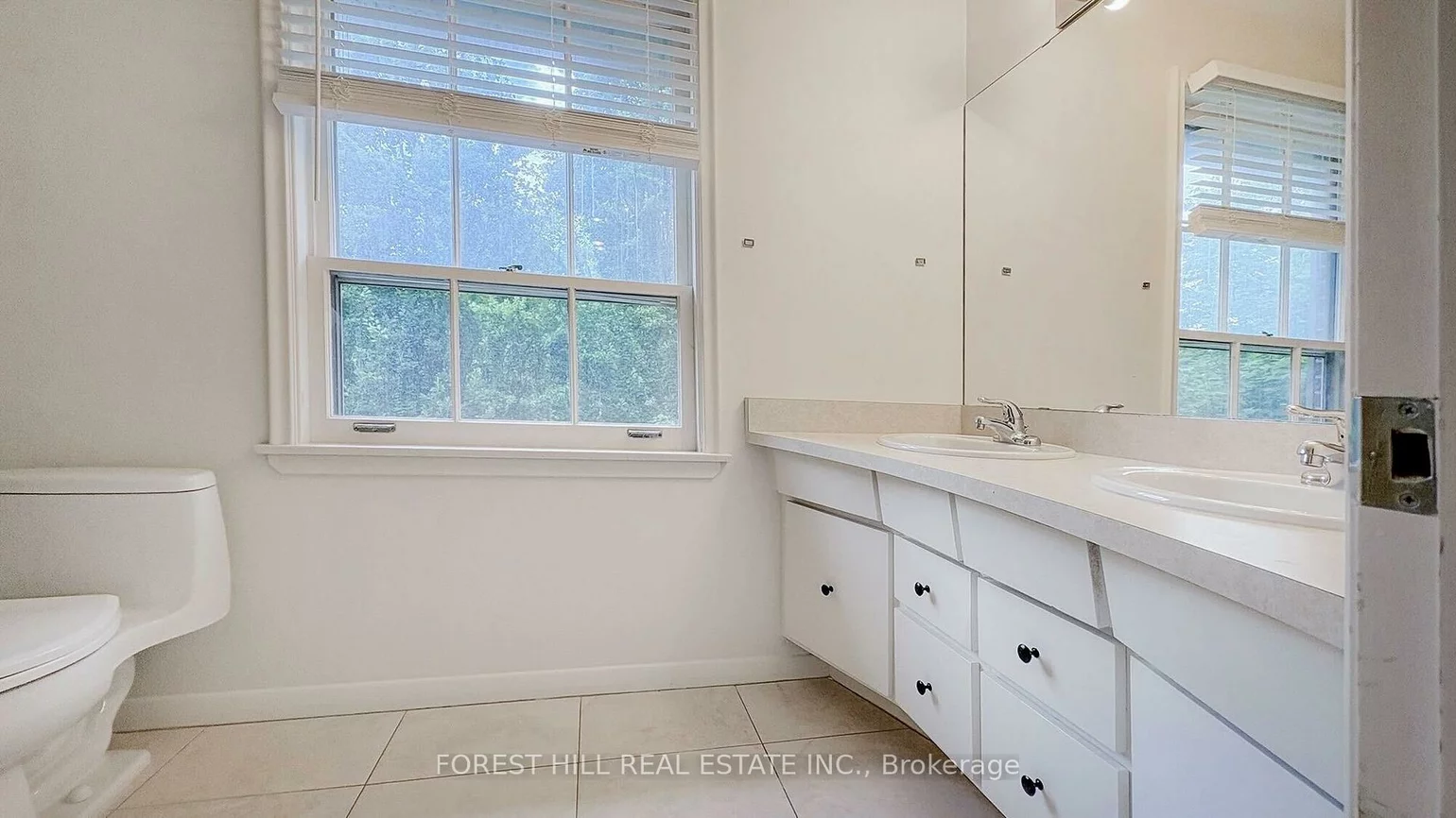 19, Chieftain, St. Andrew-Windfields, Toronto