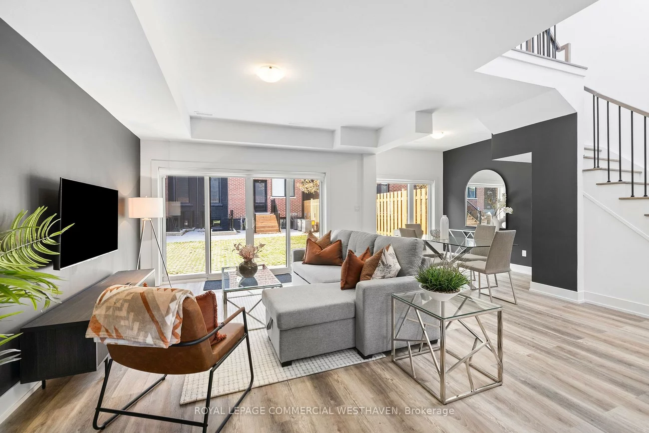 449, Lansdowne, Dufferin Grove, Toronto