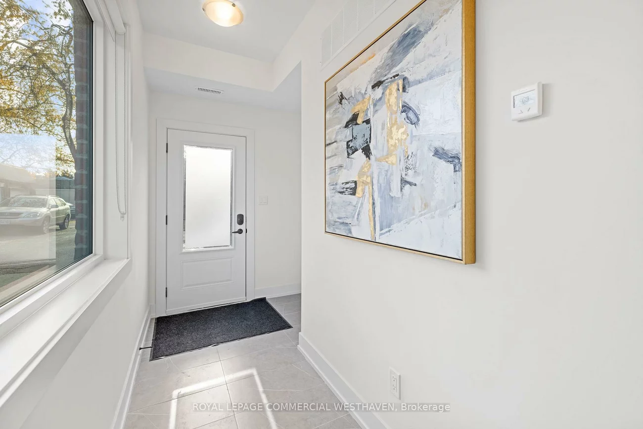 447, Lansdowne, Dufferin Grove, Toronto