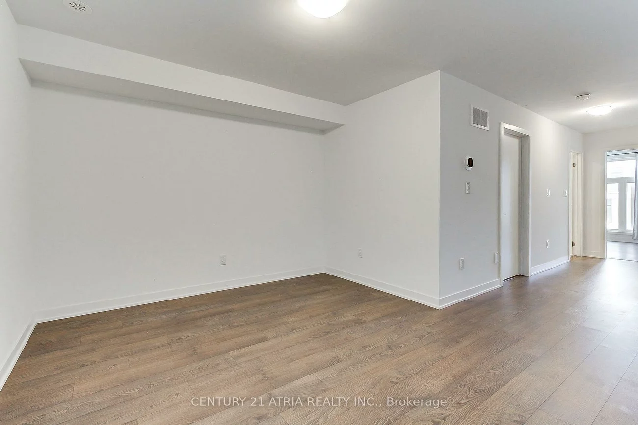 133, Green Gardens, Englemount-Lawrence, Toronto