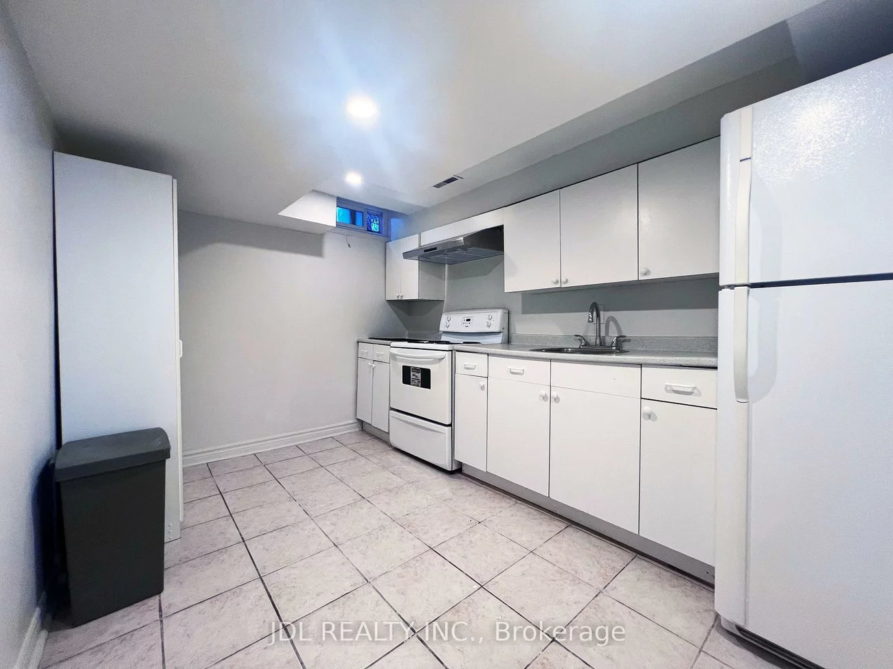 1, Shadberry, Hillcrest Village, Toronto