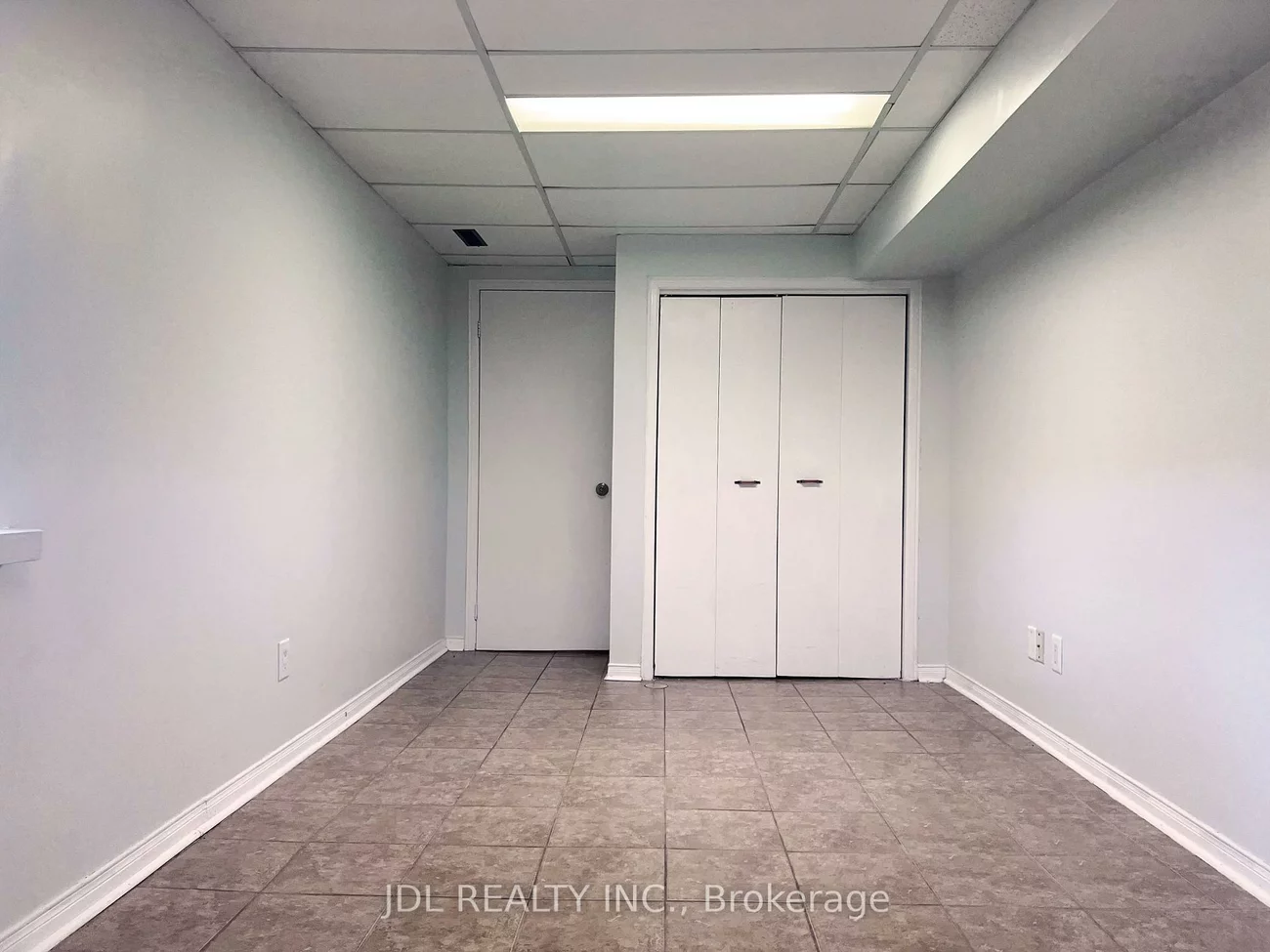 1, Shadberry, Hillcrest Village, Toronto