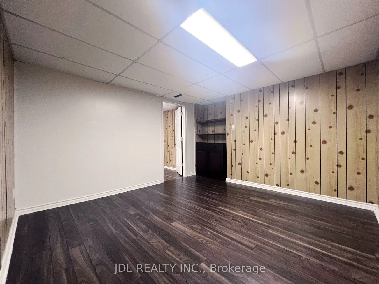 1, Shadberry, Hillcrest Village, Toronto