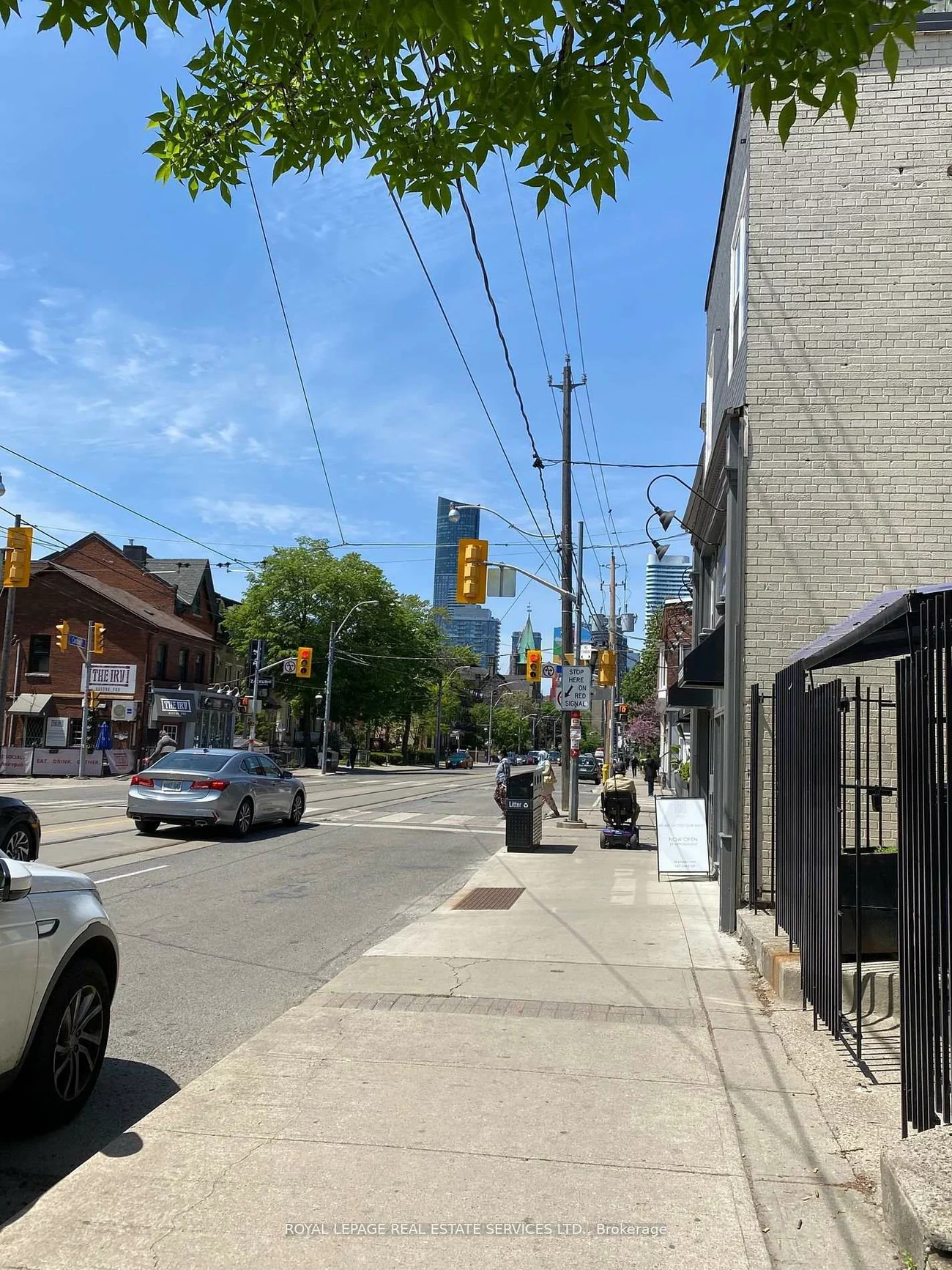 206, Carlton, Cabbagetown-South St. James Town, Toronto