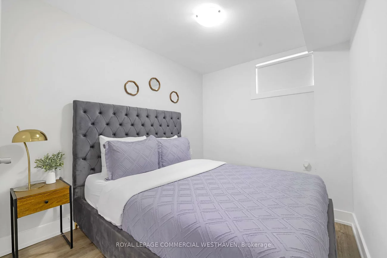 449, Lansdowne, Dufferin Grove, Toronto