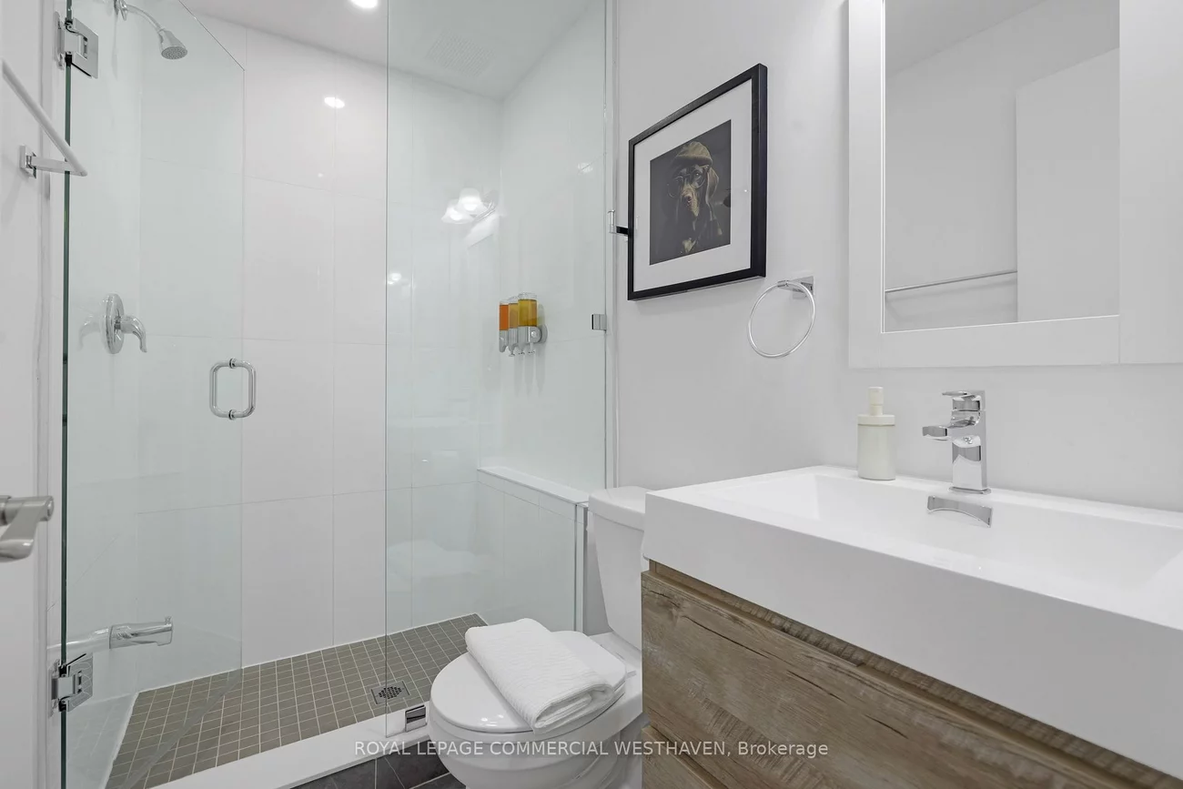 449, Lansdowne, Dufferin Grove, Toronto