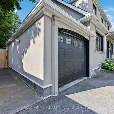 211, Glendora, Willowdale East, Toronto