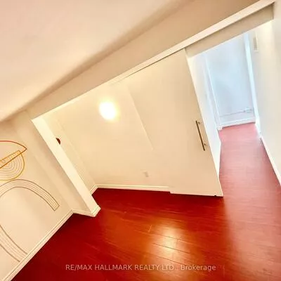 866, Bathurst, Annex, Toronto