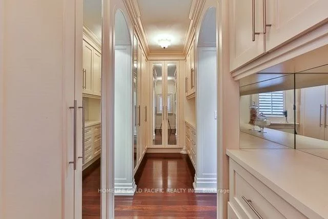 82, York, Bridle Path-Sunnybrook-York Mills, Toronto