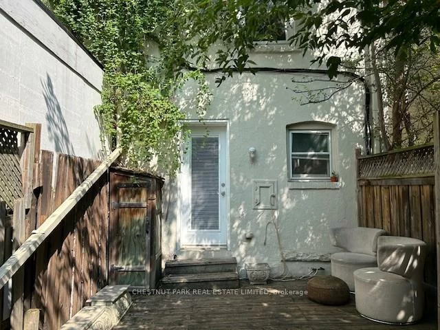 41, Coulson, Forest Hill South, Toronto