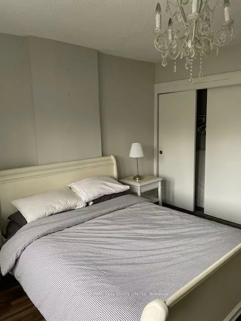 41, Coulson, Forest Hill South, Toronto