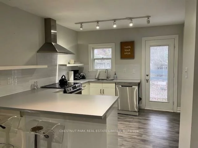 41, Coulson, Forest Hill South, Toronto