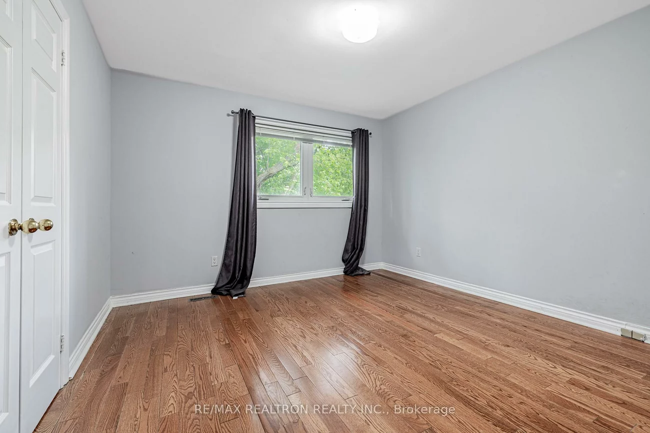 23, Lawnview, Willowdale East, Toronto