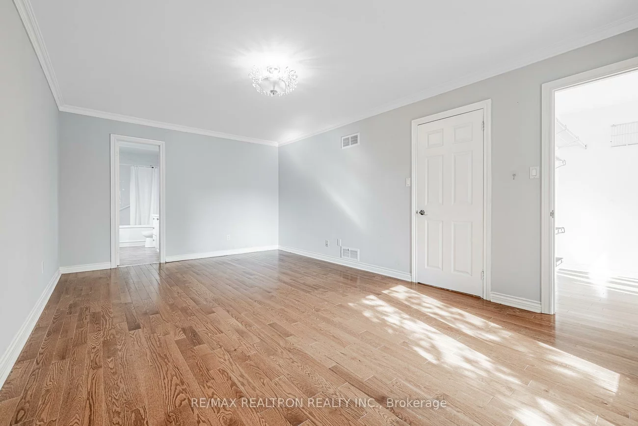 23, Lawnview, Willowdale East, Toronto