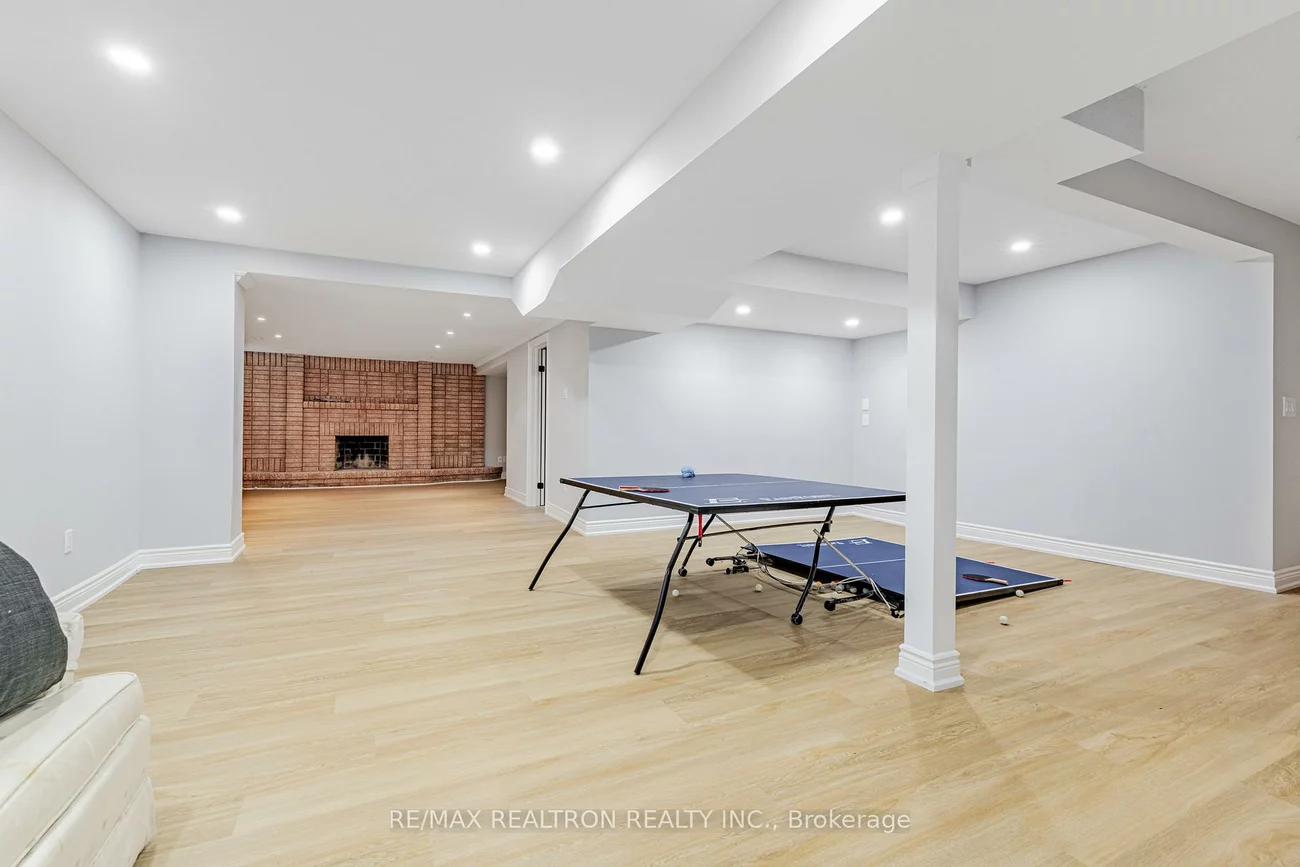 23, Lawnview, Willowdale East, Toronto