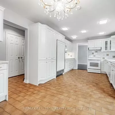 23, Lawnview, Willowdale East, Toronto