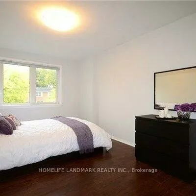 55, Waddington, Don Valley Village, Toronto