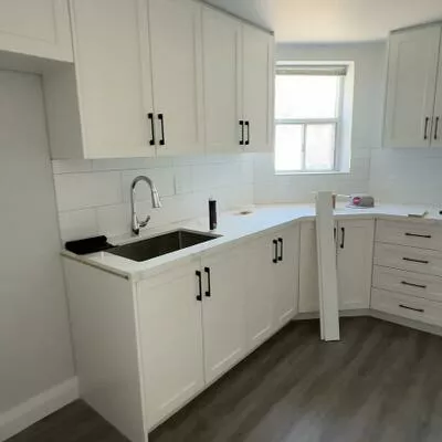 99, Bellevue, Kensington-Chinatown, Toronto