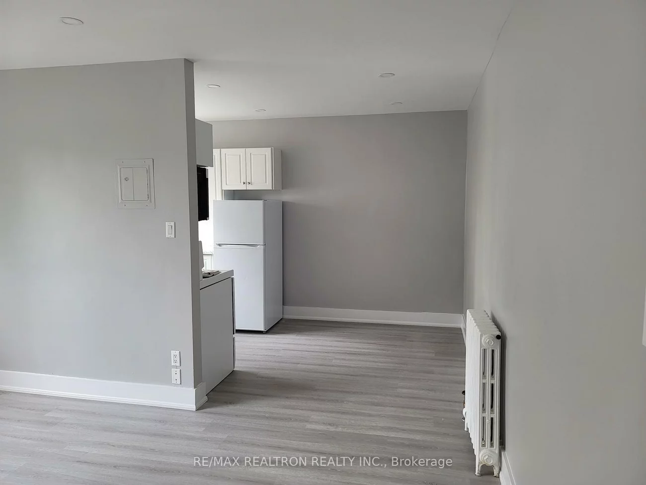 312, Douglas, Bedford Park-Nortown, Toronto