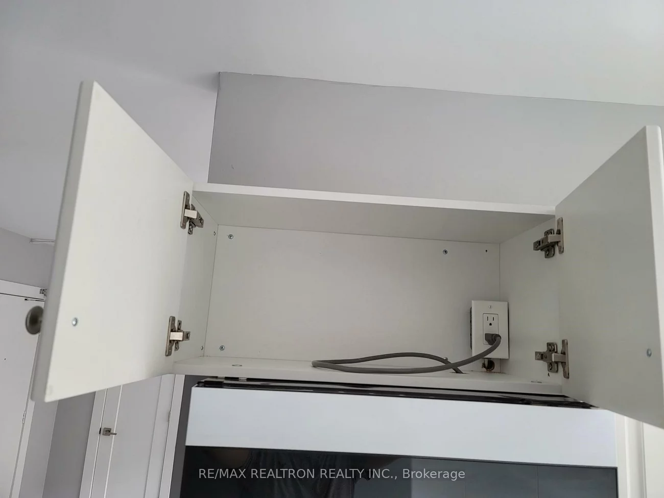 312, Douglas, Bedford Park-Nortown, Toronto