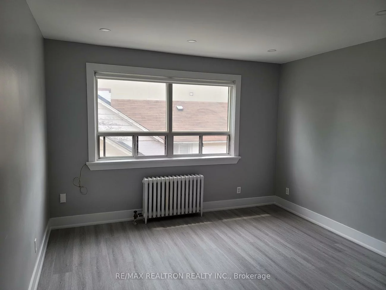 312, Douglas, Bedford Park-Nortown, Toronto
