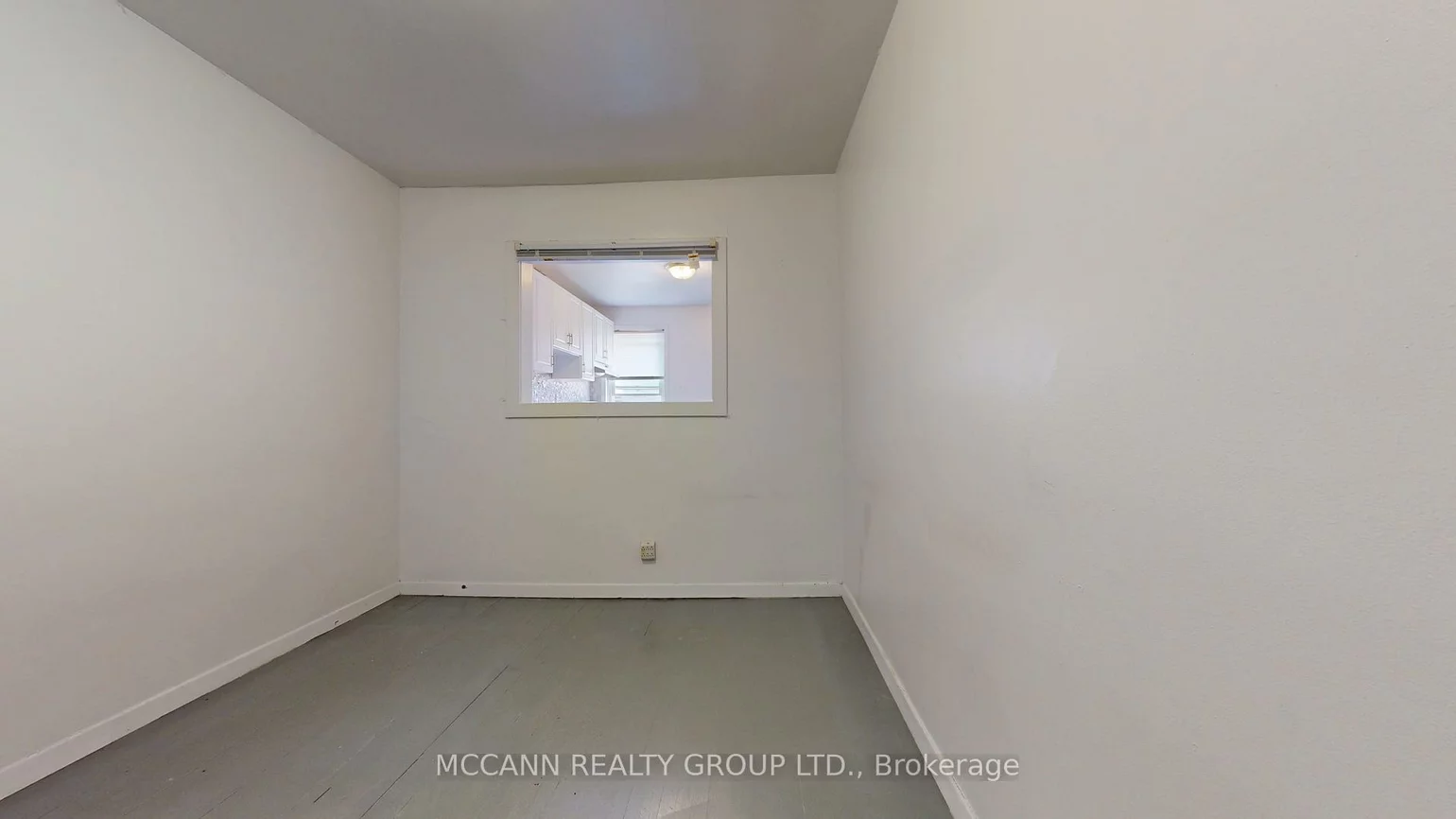32, Macklem, Little Portugal, Toronto