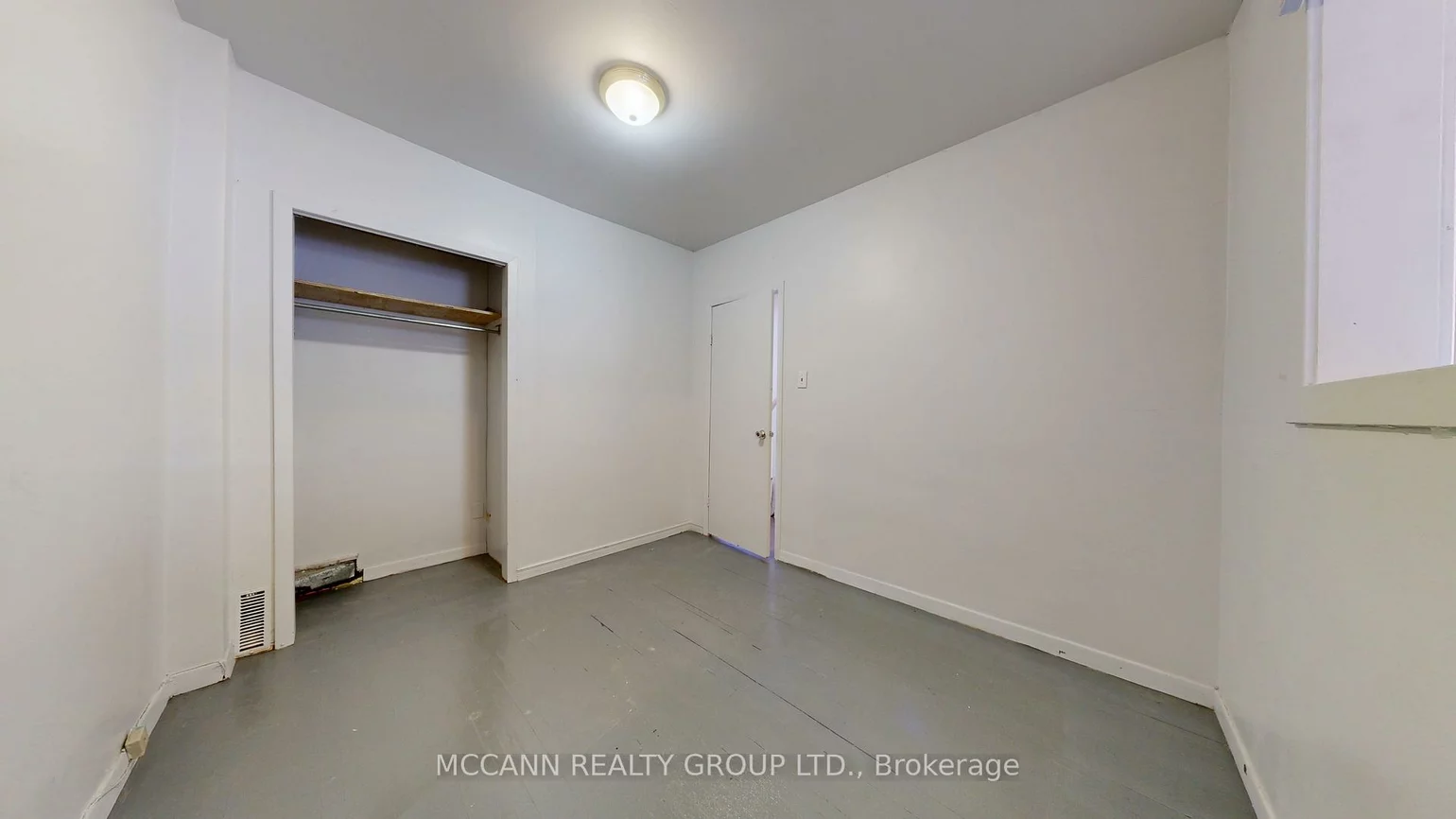 32, Macklem, Little Portugal, Toronto