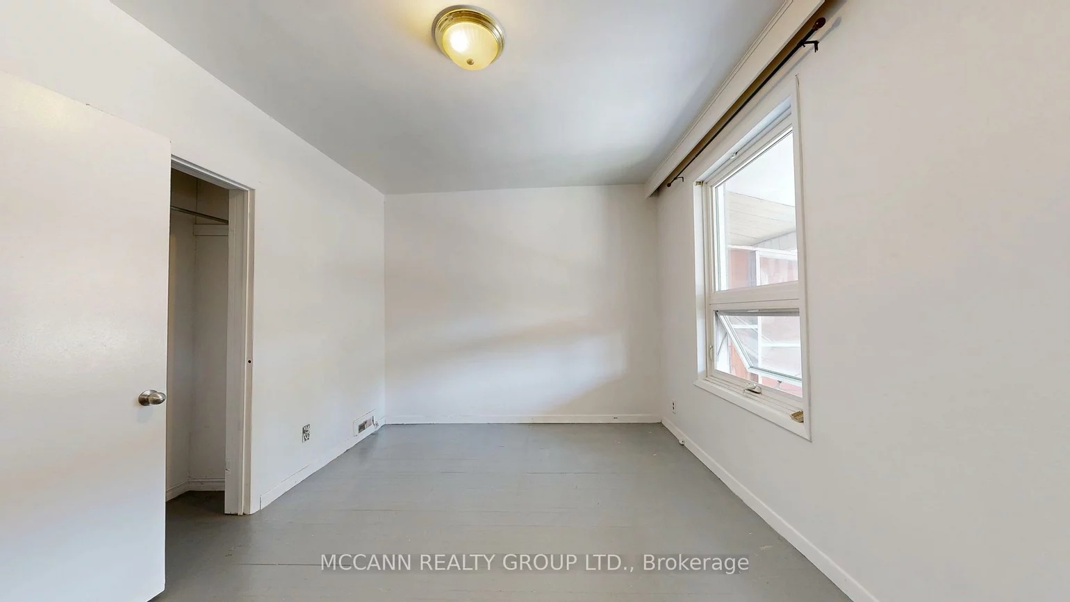 32, Macklem, Little Portugal, Toronto