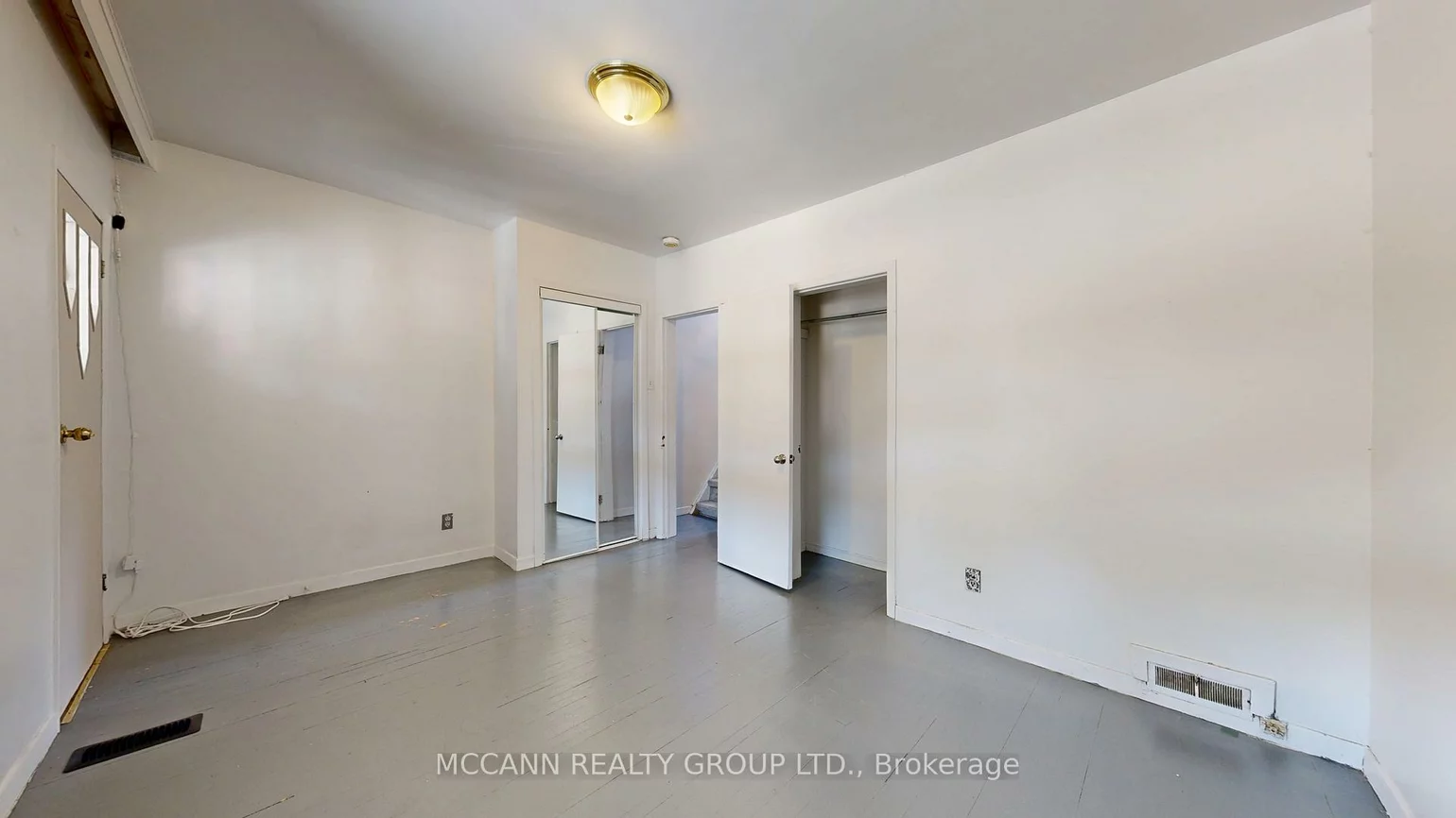 32, Macklem, Little Portugal, Toronto