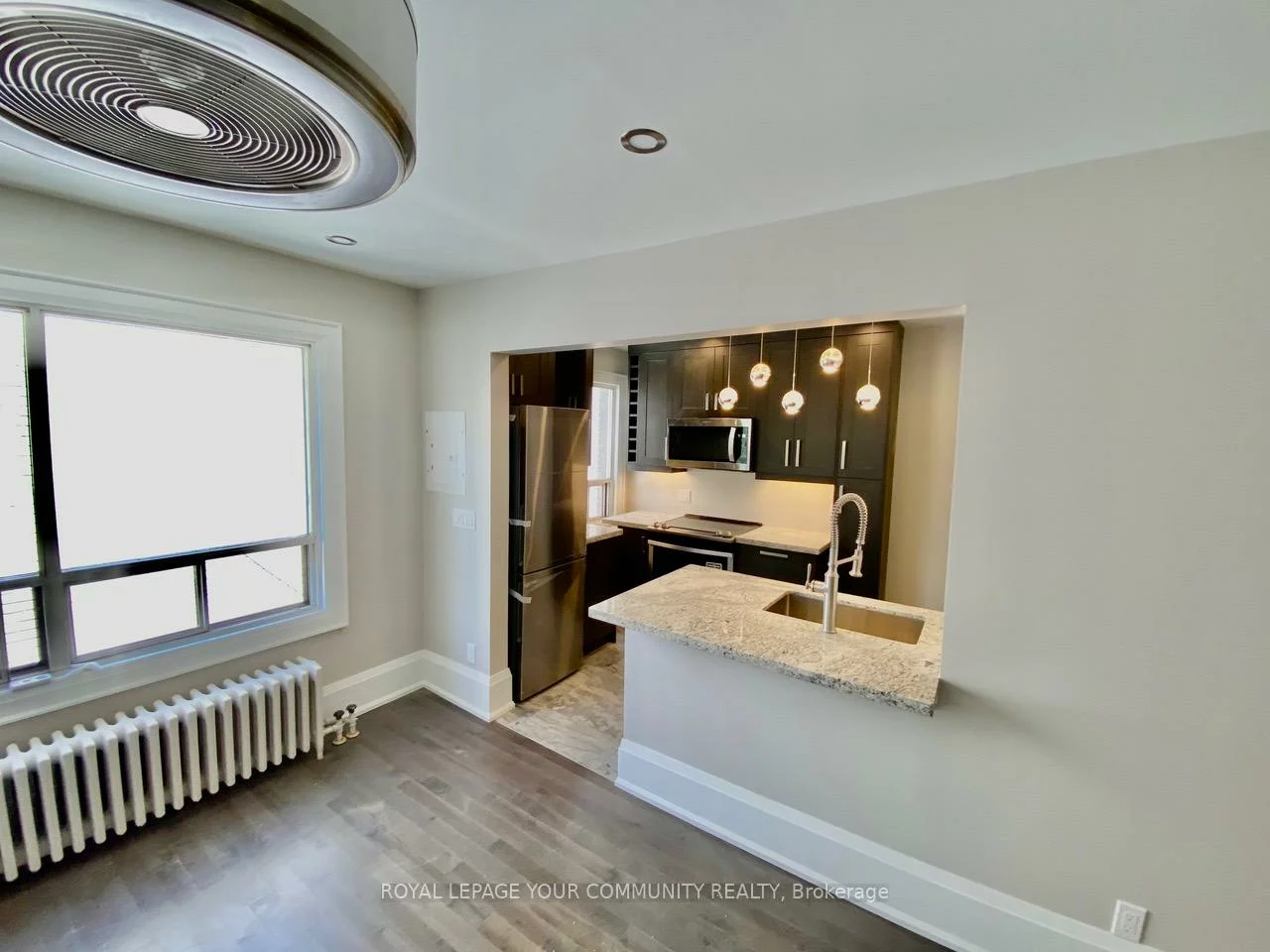 922, Bathurst, Annex, Toronto