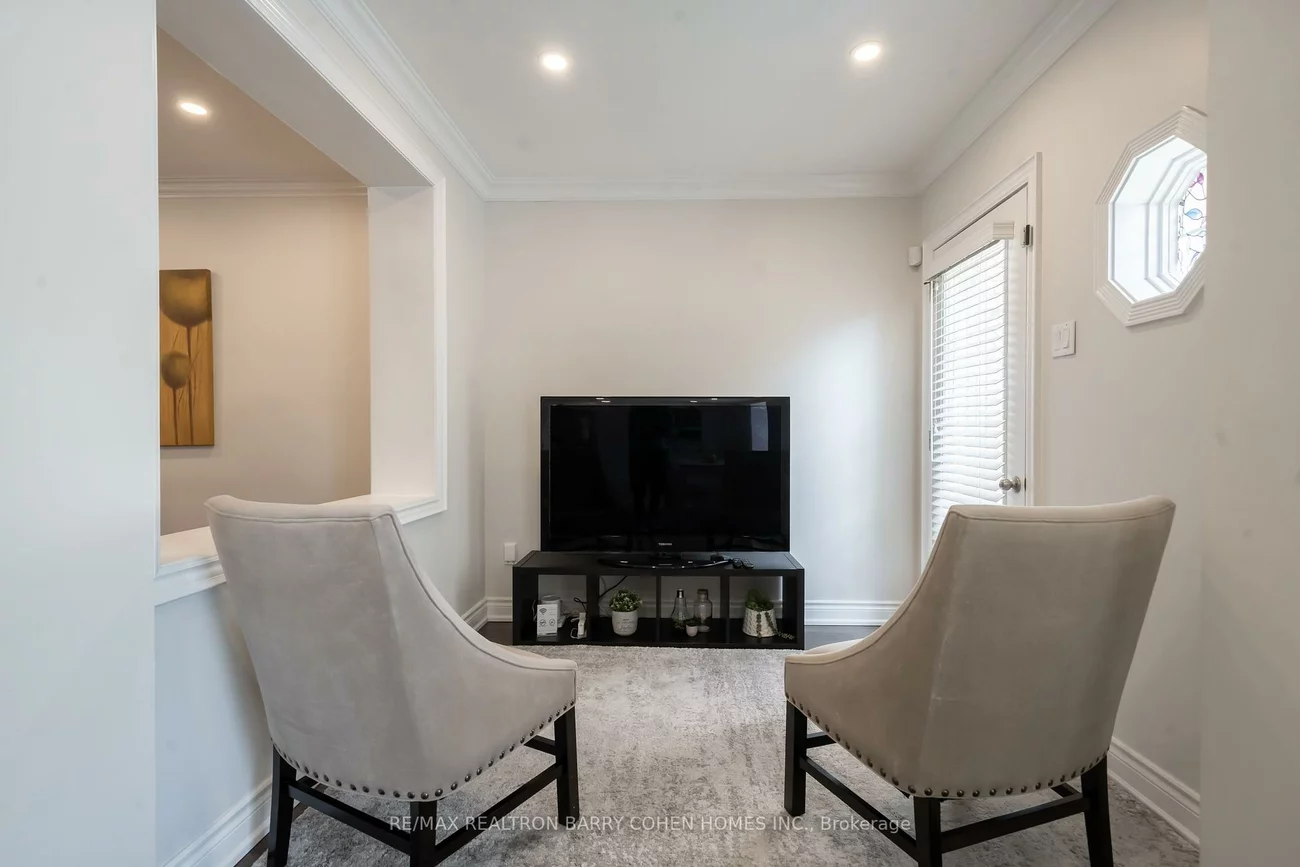 109, Braemar, Yonge-Eglinton, Toronto