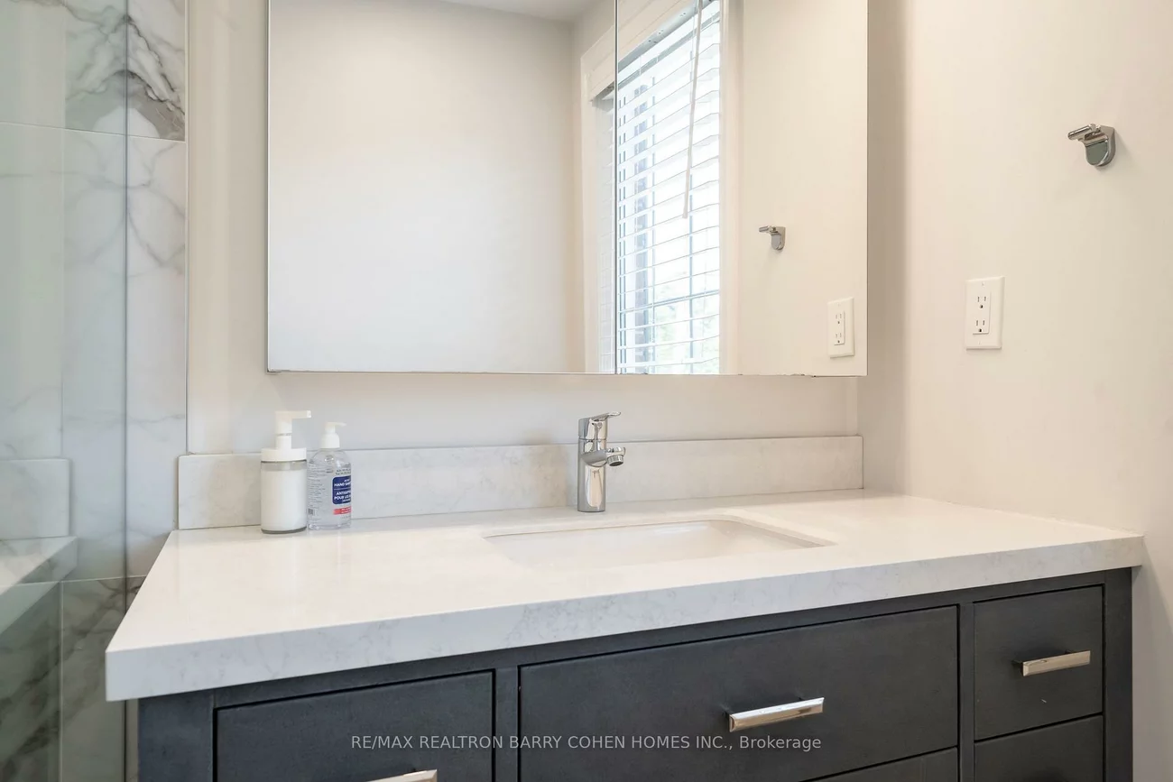 109, Braemar, Yonge-Eglinton, Toronto