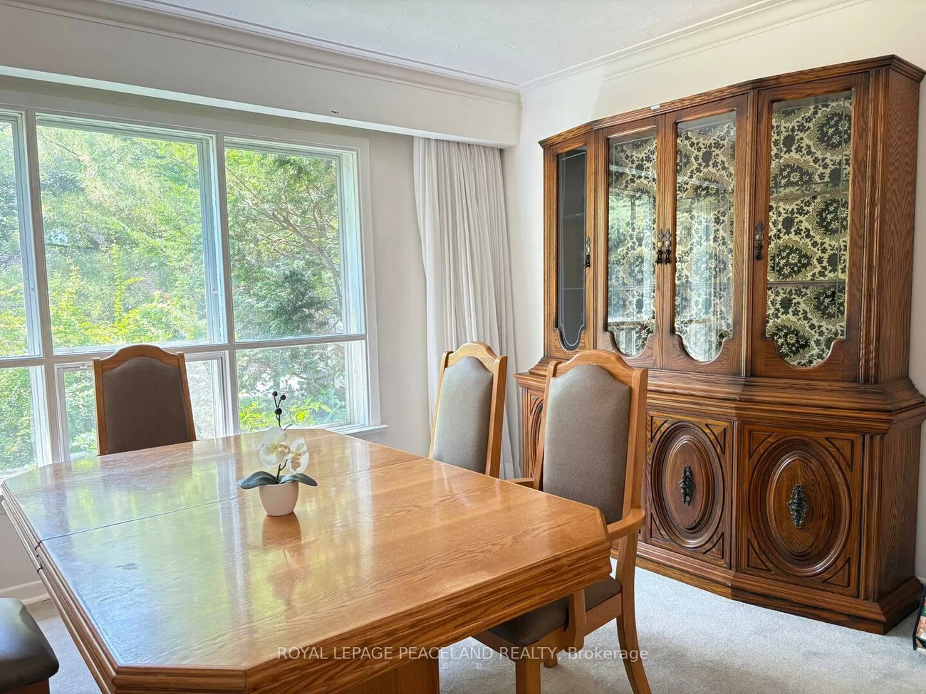 5, Basswood, Willowdale West, Toronto