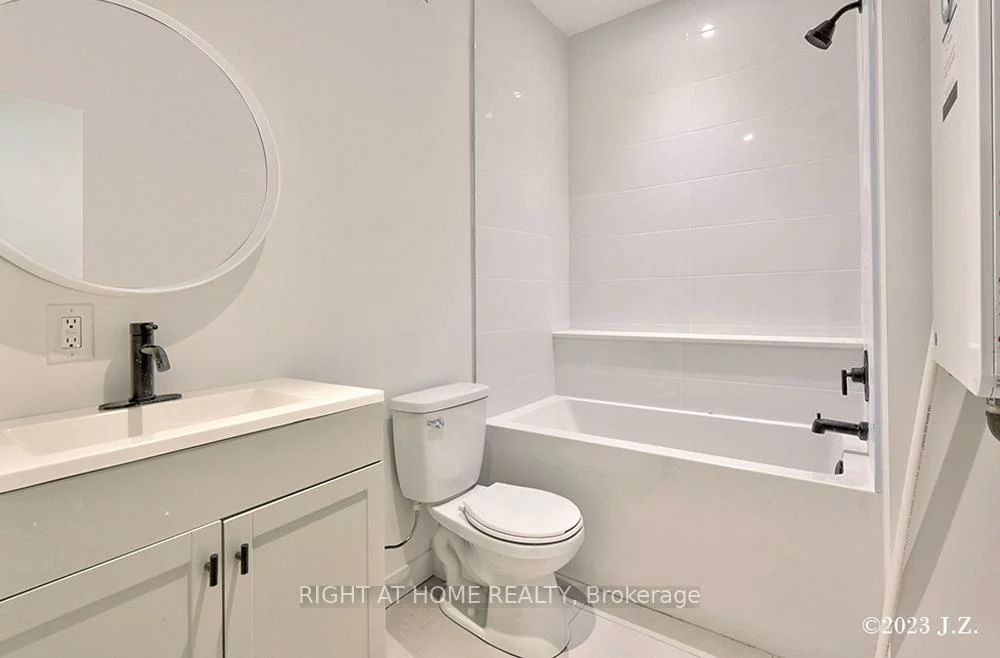 48, Lanark, Oakwood Village, Toronto