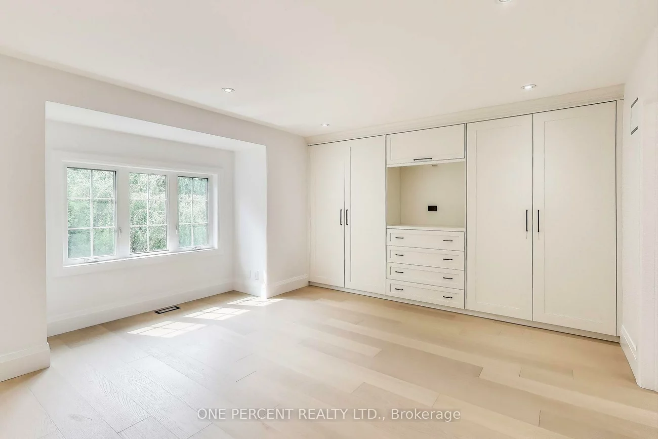 23, Mitchell, Niagara, Toronto