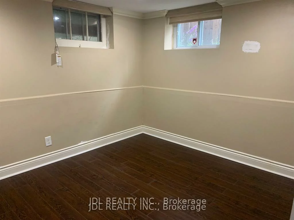 209, Harlandale, Lansing-Westgate, Toronto