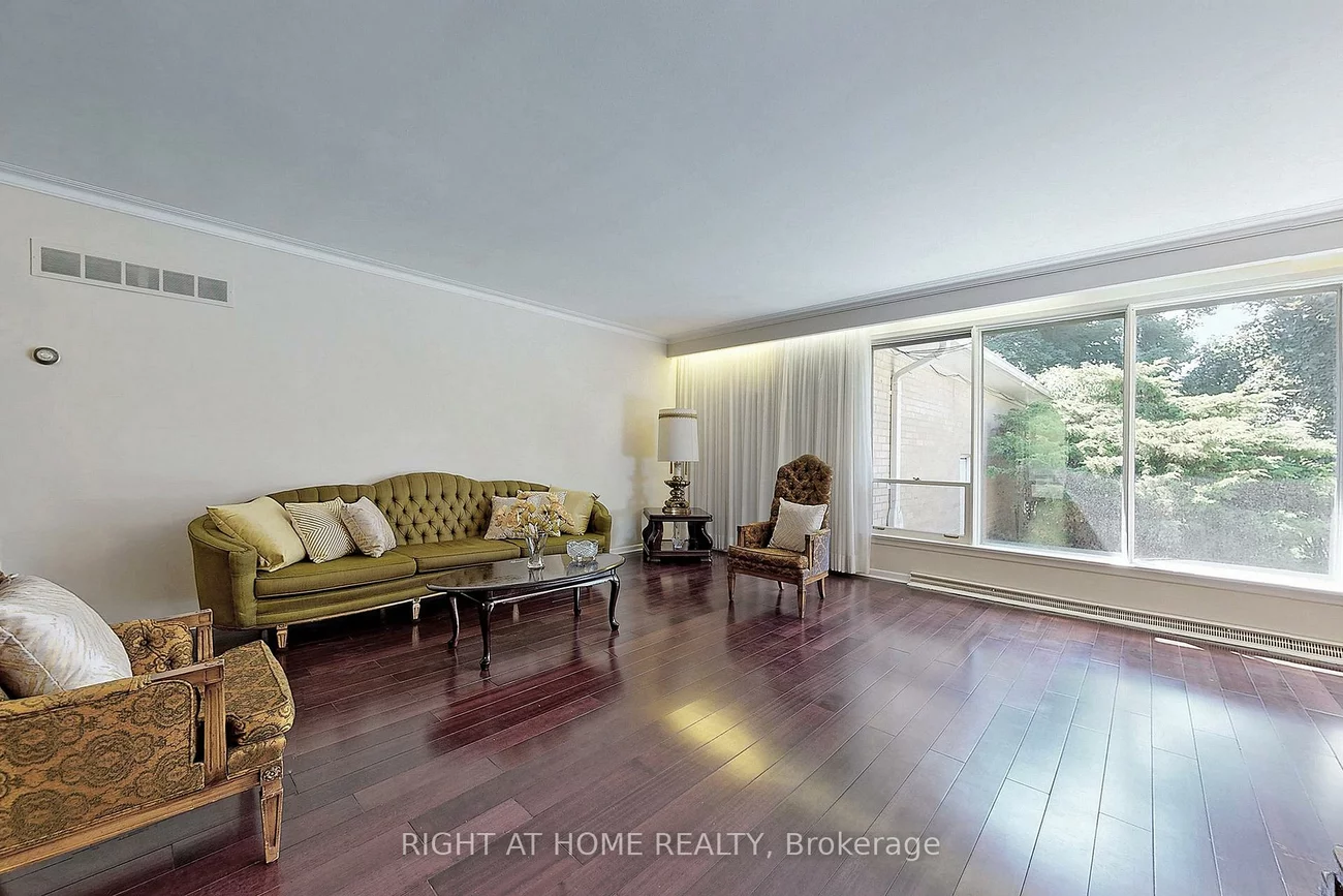 42, Denmark, Westminster-Branson, Toronto