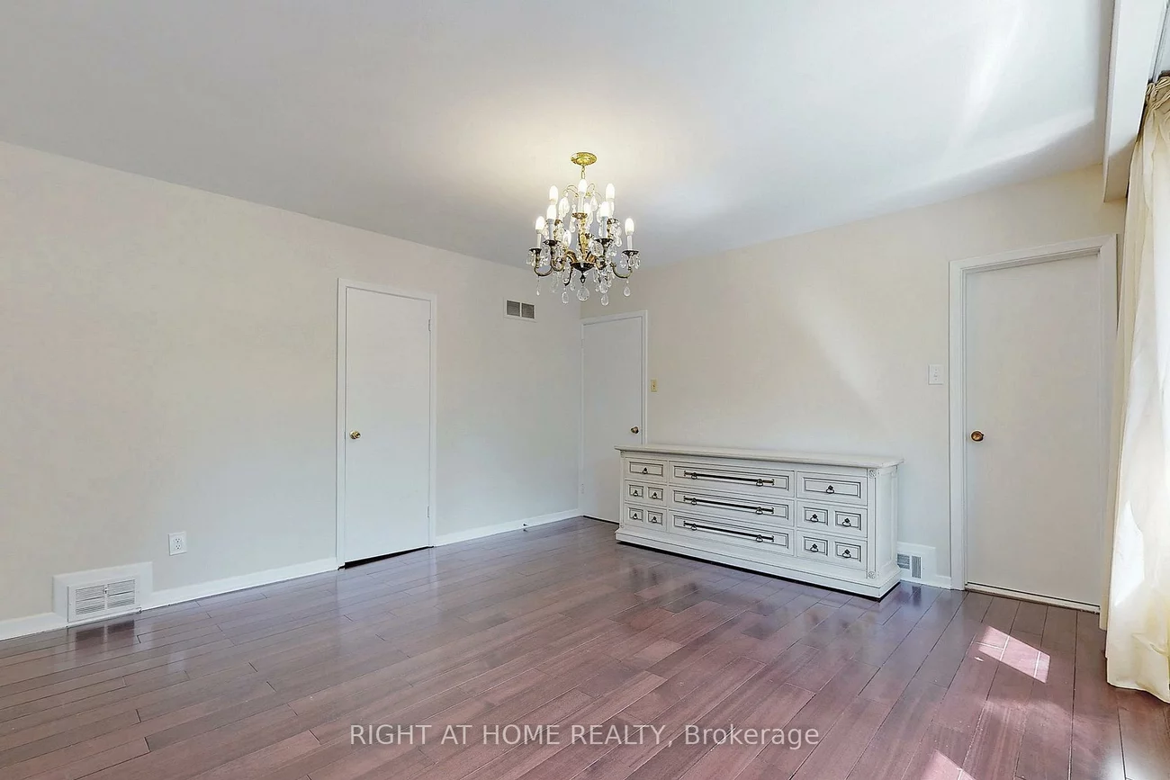 42, Denmark, Westminster-Branson, Toronto